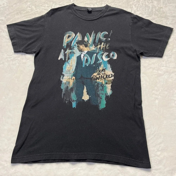 PANIC AT THE DISCO Pray for the Wicked Tee Size Medium - Picture 1 of 9